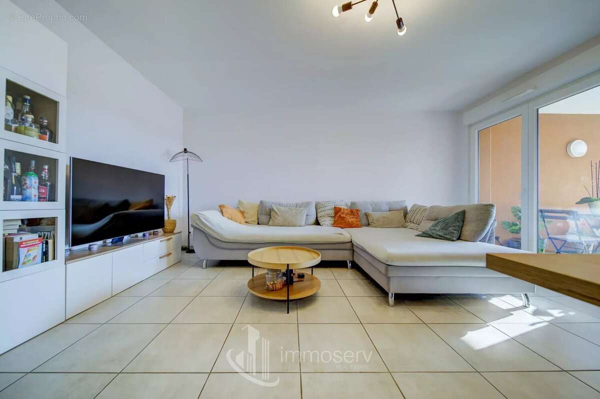 Appartement à AMNEVILLE