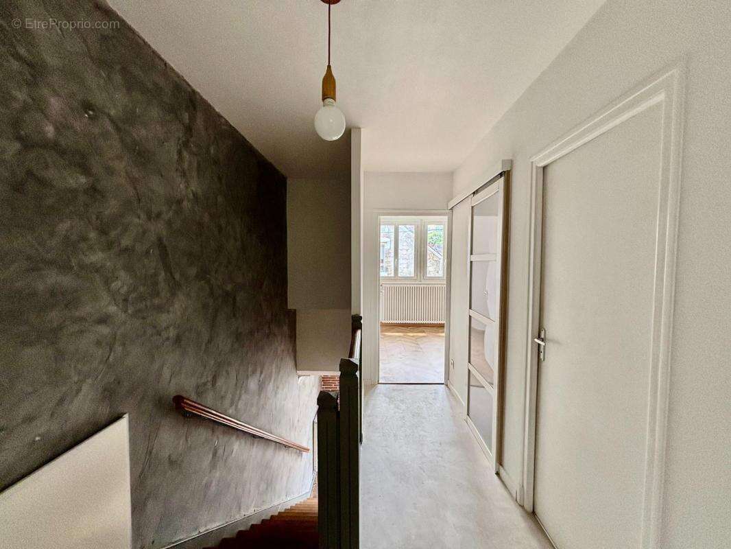 Maison avec garage - photo 5