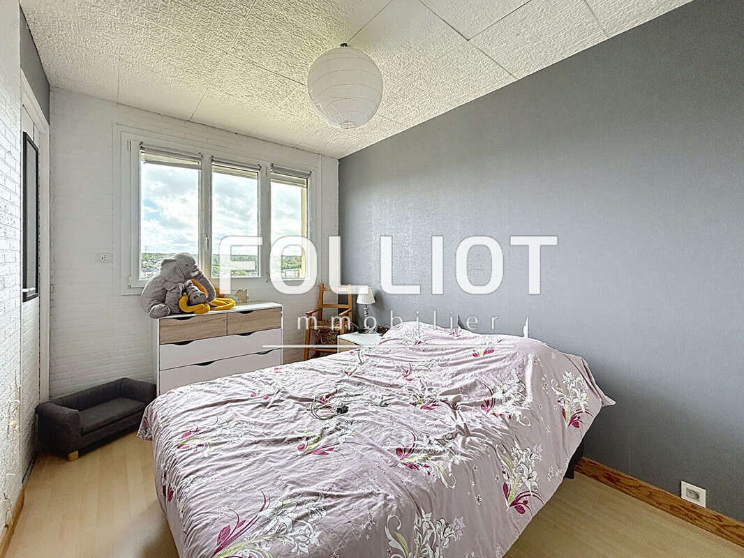 Appartement à PONT-HEBERT