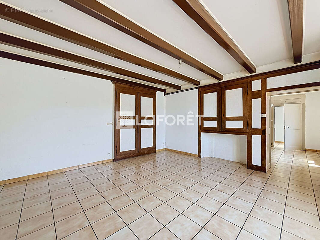 Maison Rouvres-la-chetive 4 pièce(s) 135.37 m2 - photo 4