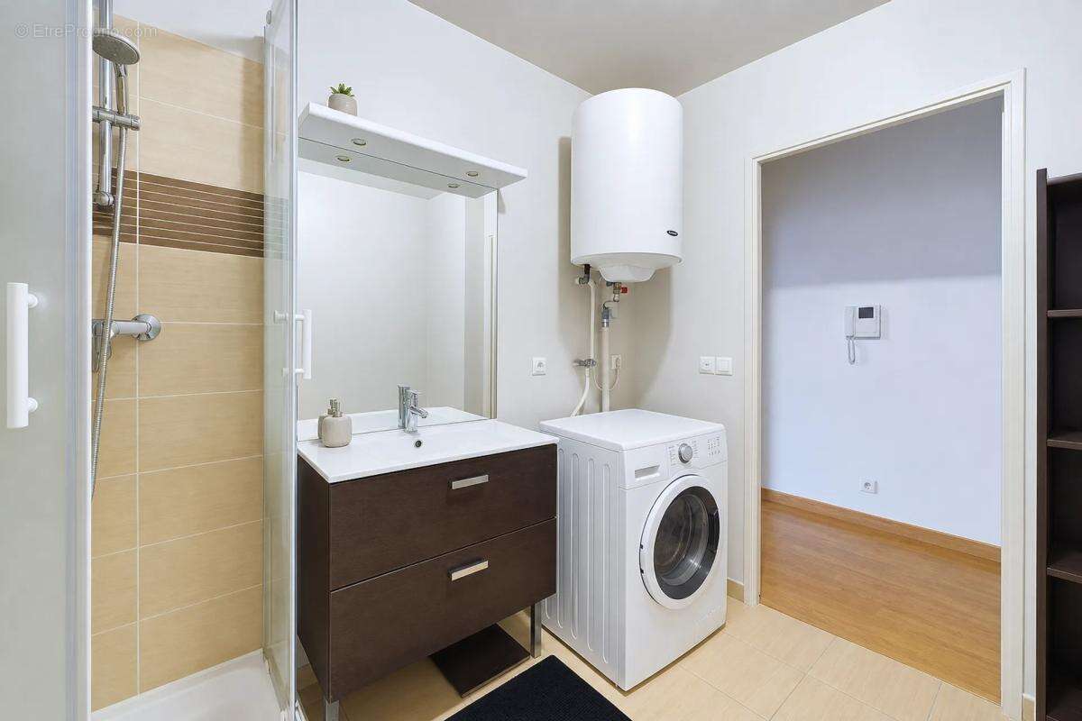 Studio avec balcon et parking – Choisy-le-Roi - photo 9