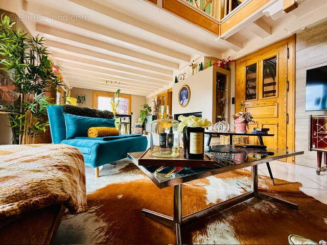 Maison à OYE-ET-PALLET