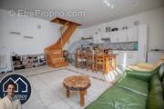 Appartement à MONDONVILLE-SAINT-JEAN