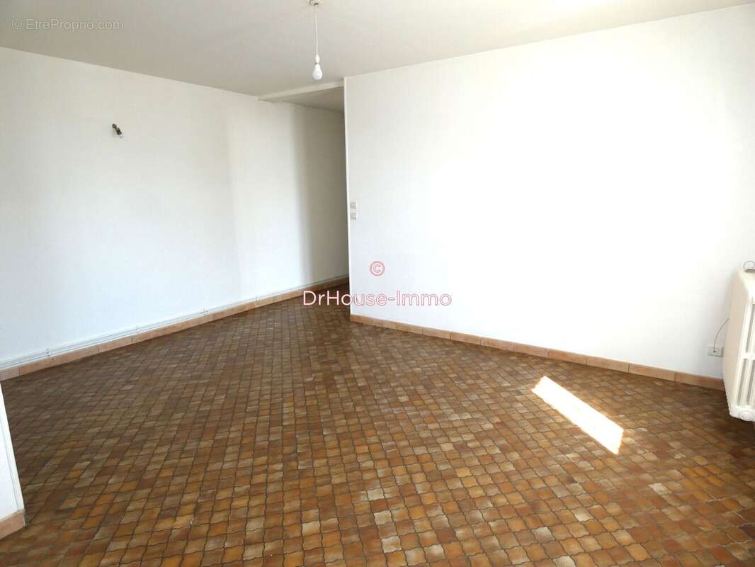 Appartement à LA COUTURE-BOUSSEY