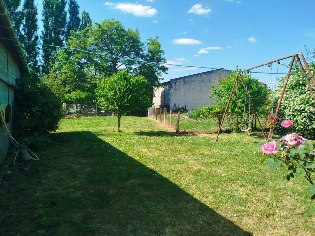 Maison à SOUSSAC