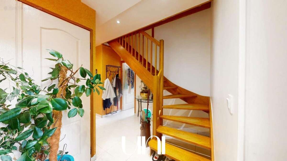 Maison à MEZIDON-CANON