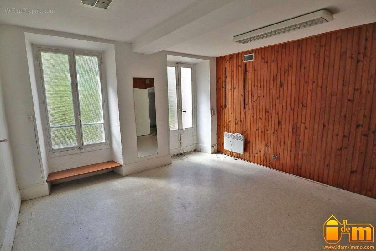 Appartement à MEREVILLE