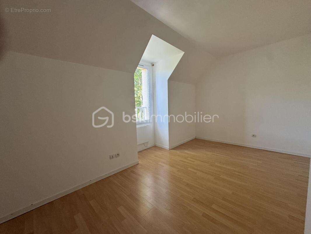 Maison familiale de 100 m2 sans travaux - 3 chambres - Jardin - Proche gare à Fitz-James (60) - photo 6