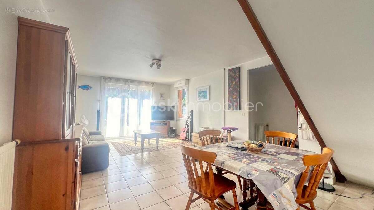 Cugnaux - t5 - grand jardin - au calme - double vitrage  - climatisation - sauna - photo 11