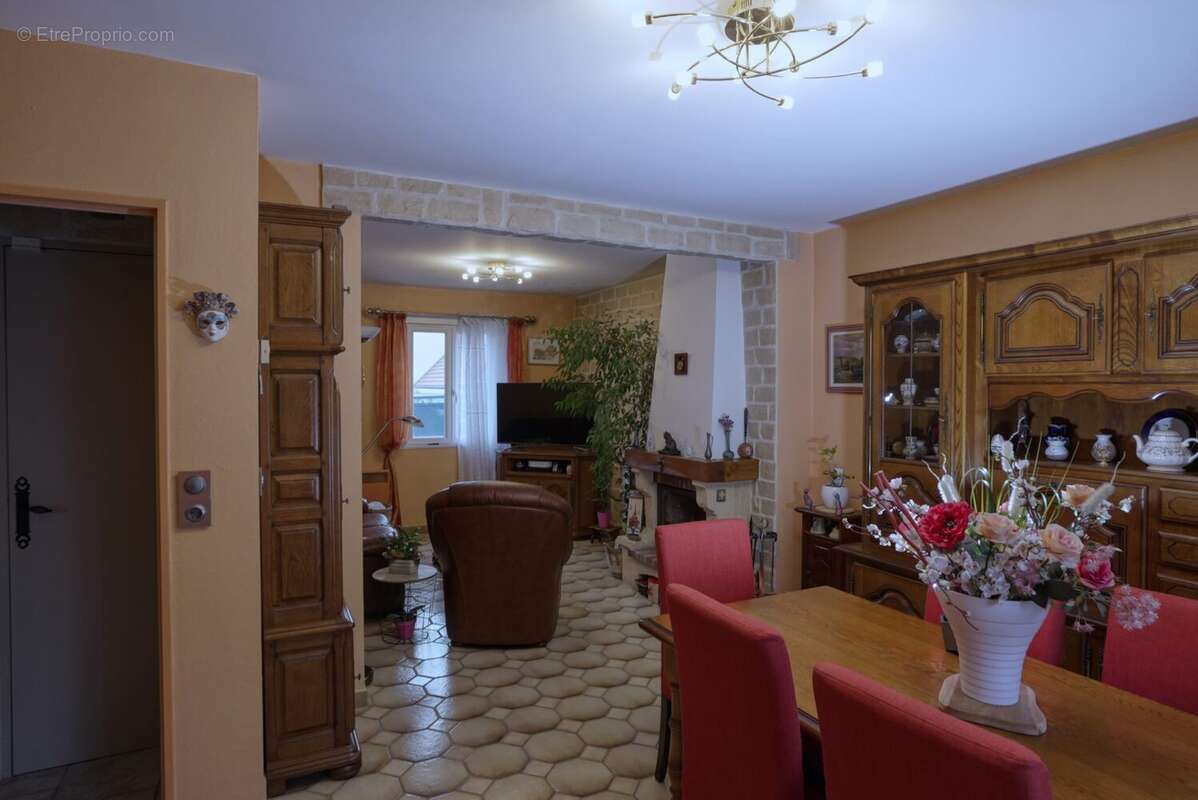 Maison à SAINT-MICHEL-SUR-ORGE