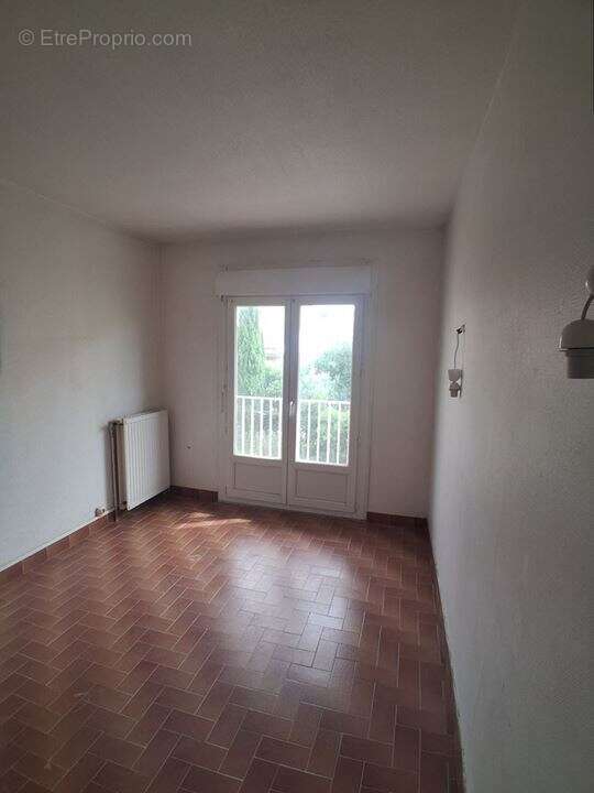 Appartement 48 m² à Beziers  - photo 5