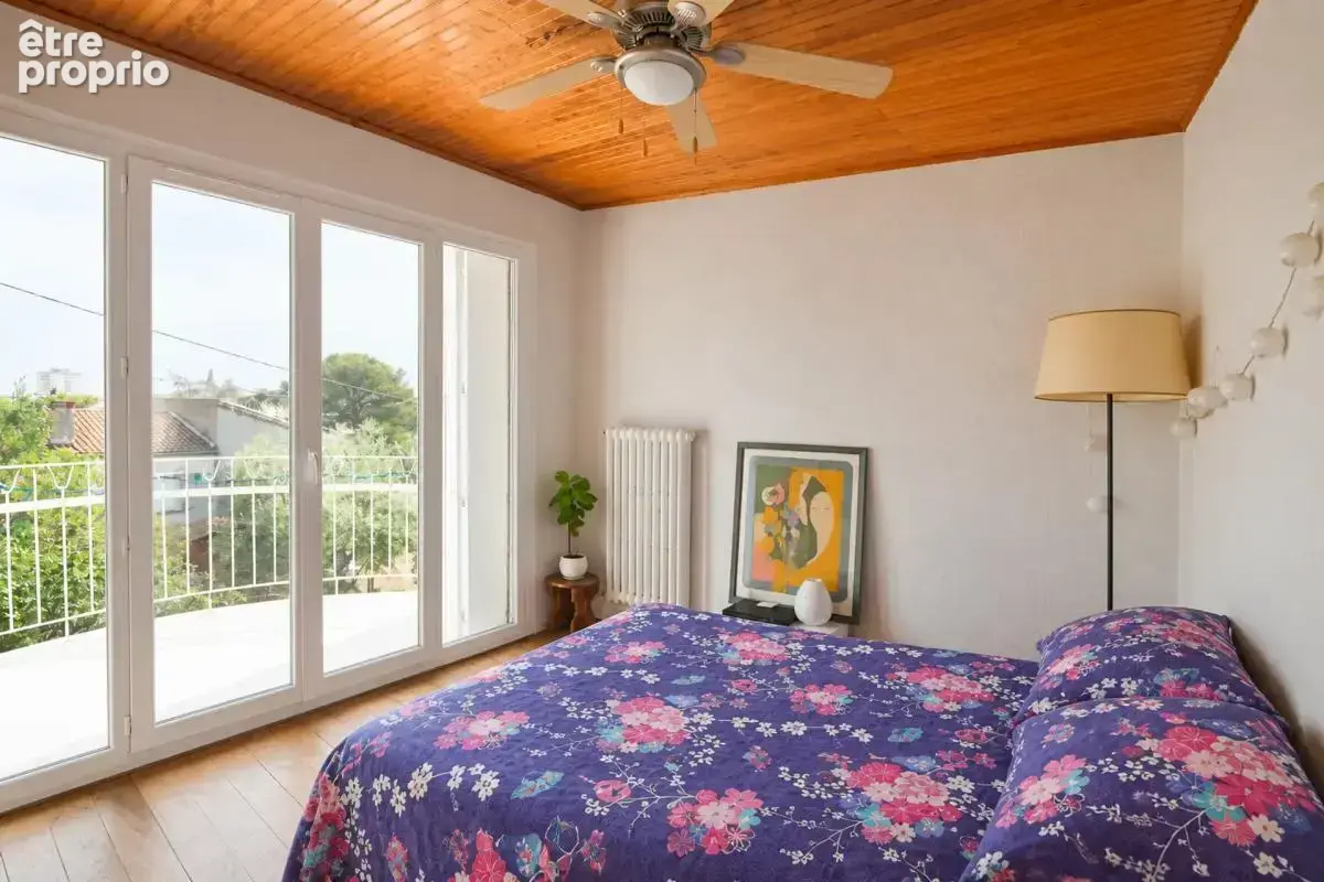 Maison de 6 pièces de 134 m² à Nîmes, Justices Vieilles - photo 8
