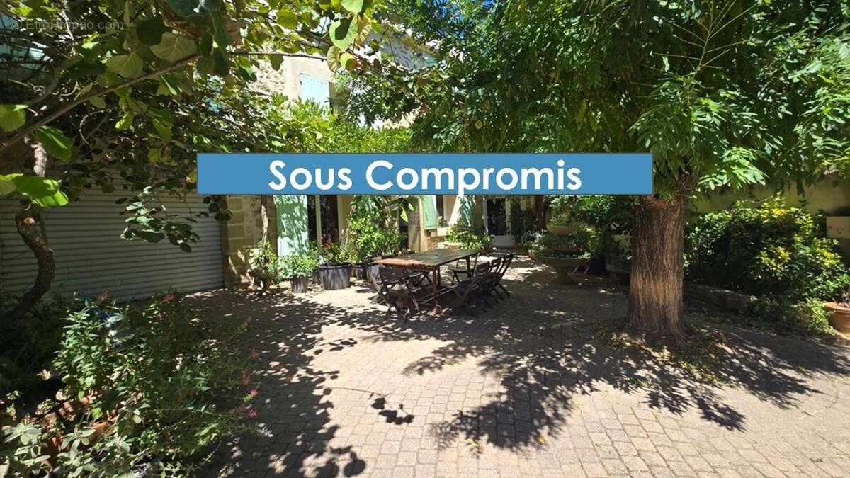 Maison à BEDARRIDES