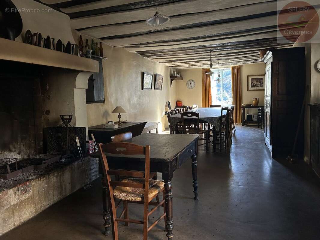Maison à LES PLANTIERS