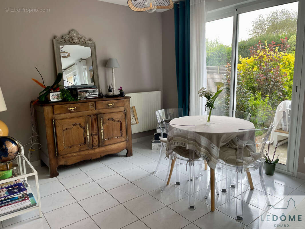 LA RICHARDAIS - Maison familiale avec terrasse et jardin - photo 4