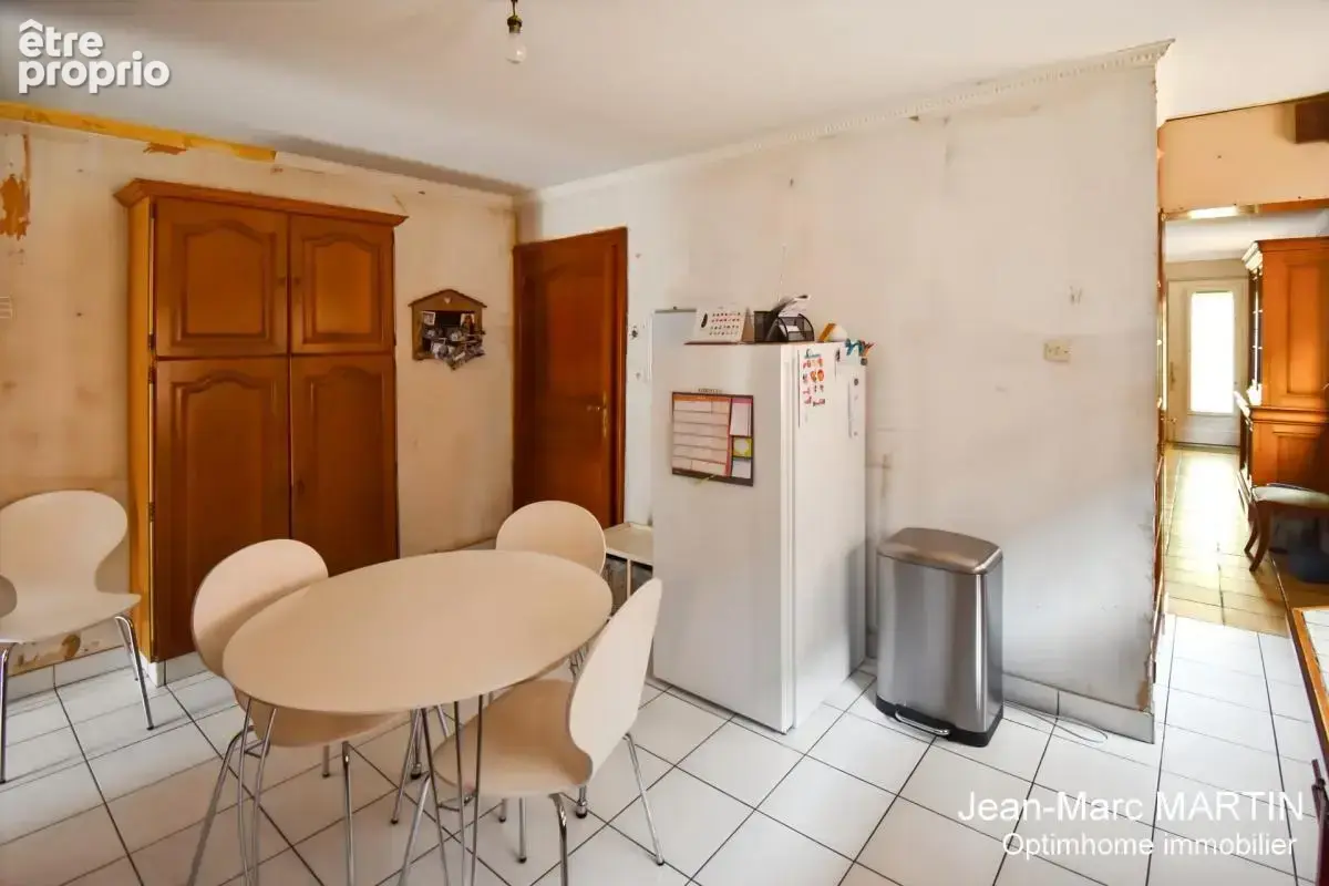 Maison familiale de 115 m² à Carnin : luminosité, 3 chambres et potentiel de valorisation - photo 13