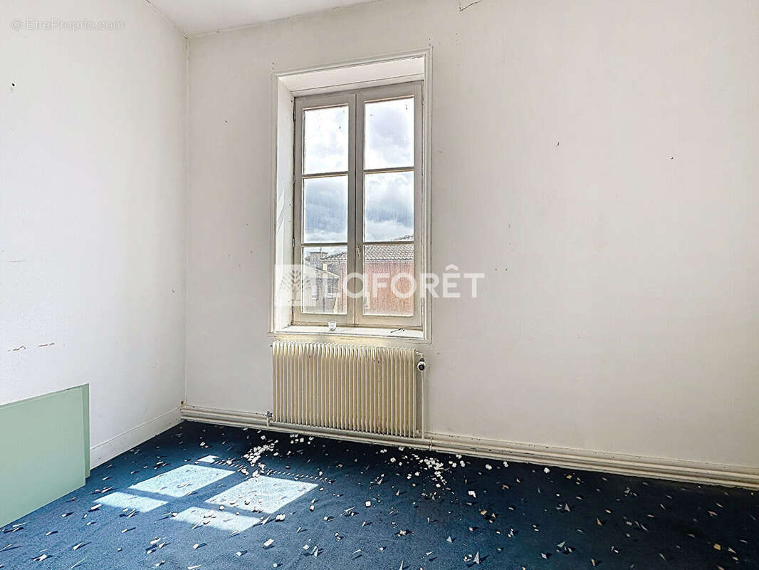 Appartement à SAINT-TRIVIER-SUR-MOIGNANS