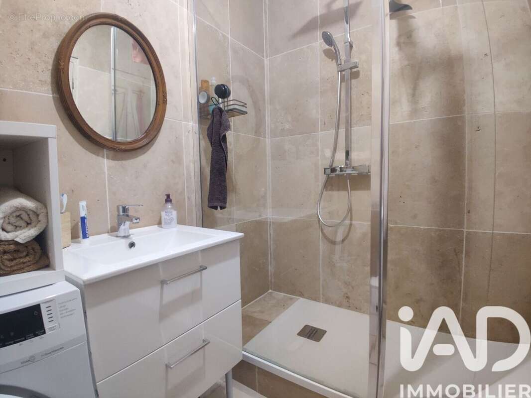 Photo 7 - Maison à SEILLONS-SOURCE-D&#039;ARGENS