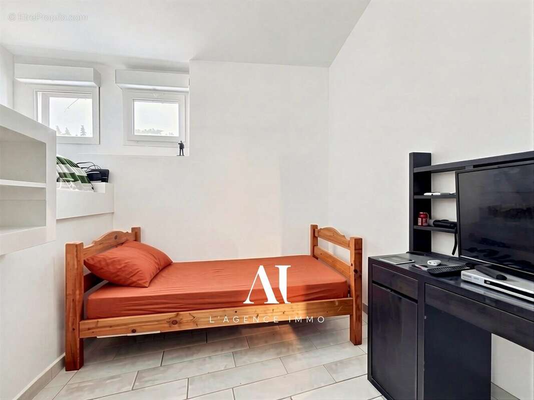 Maison 36 m² à Saint-Maurice-De-Remens  - photo 4