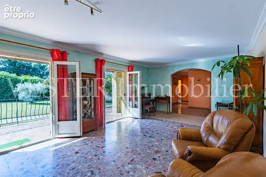 Cavaillon - villa 202 m² - 3641 m² terrain - 4 chambres - piscine - photo 6