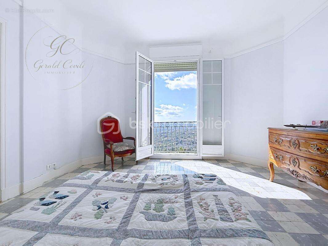 Appartement à GRASSE