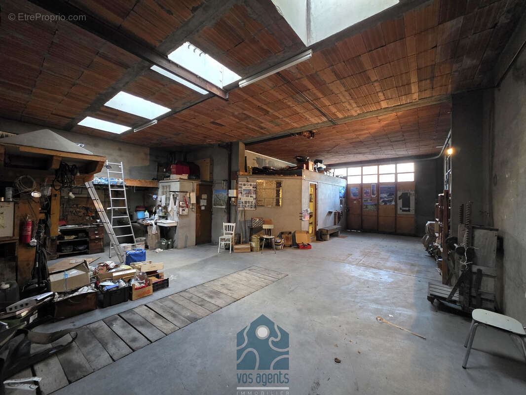 Maison 6 pièces avec terrasse, garage et atelier - photo 13