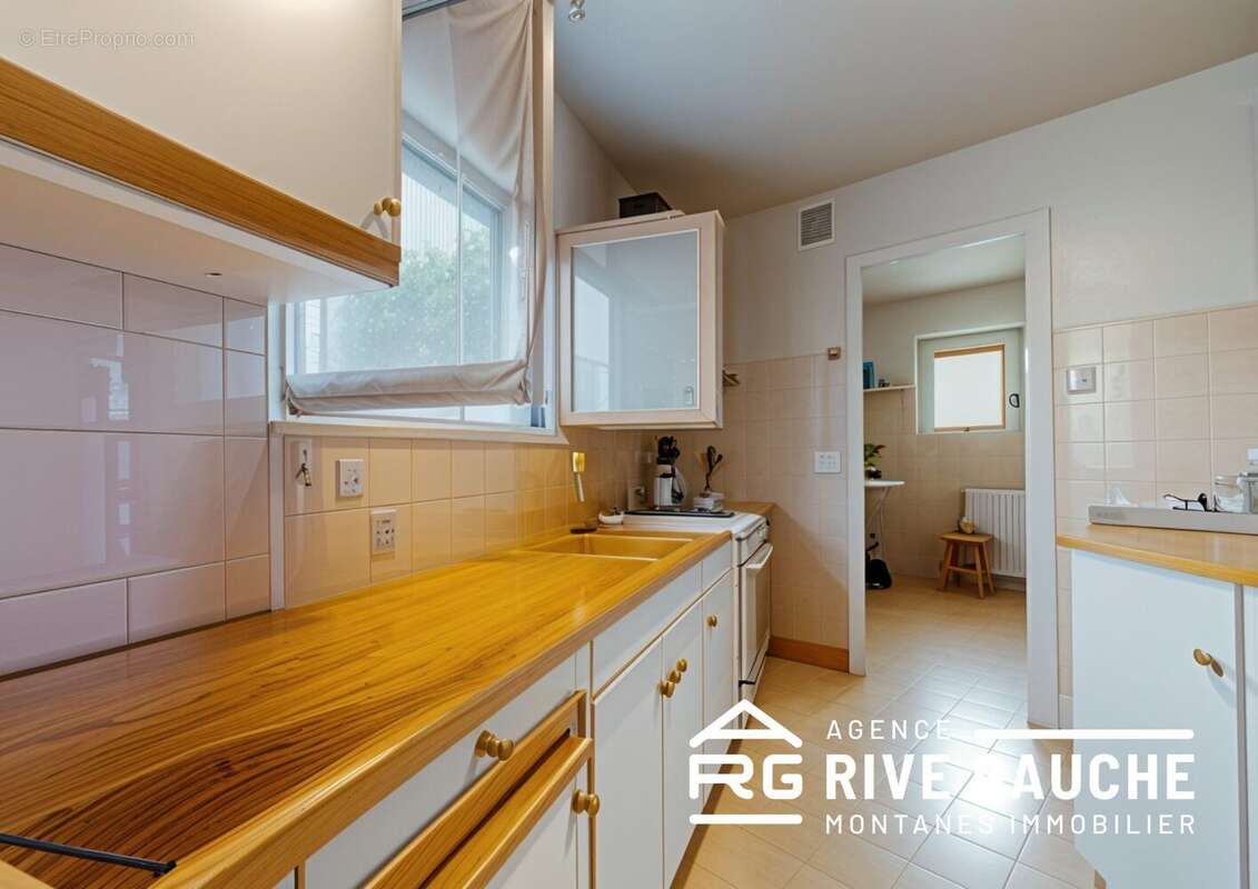 Maison à ROUSSILLON