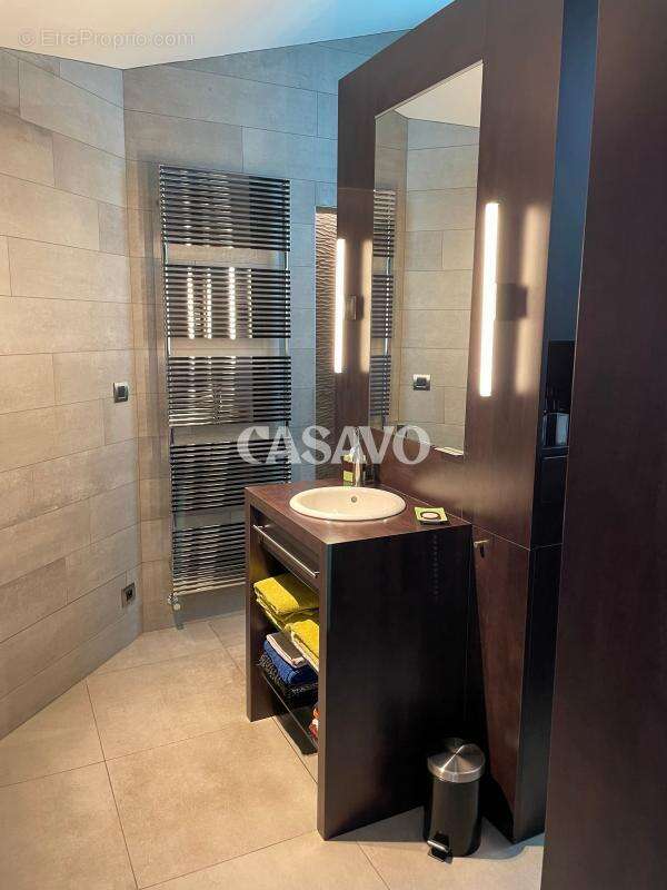 Appartement à LYON-8E