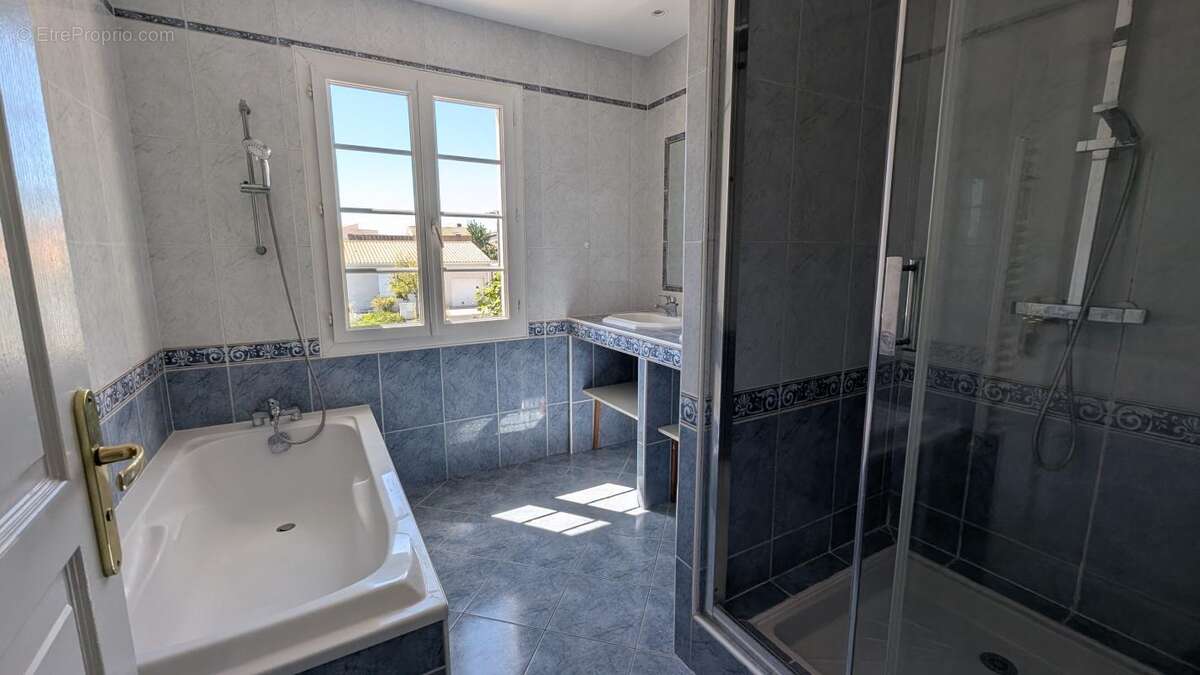 Maison À Vendre 121 m² - photo 9