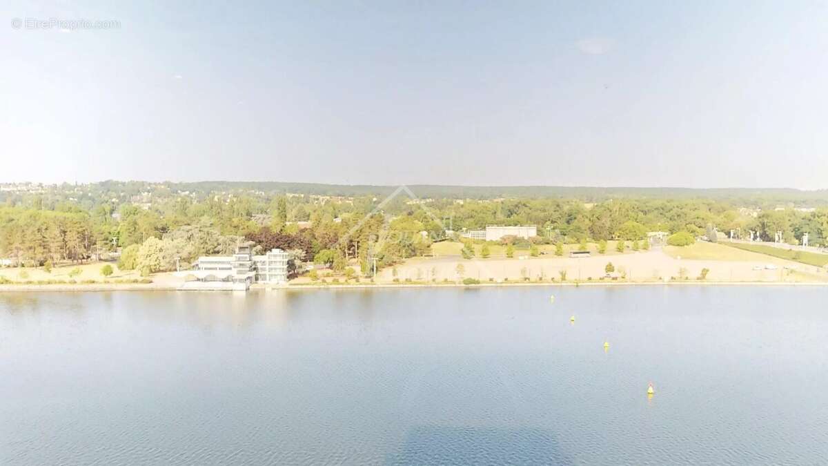 Exclusivite joli appartement avec vue sur plan d'eau - photo 3