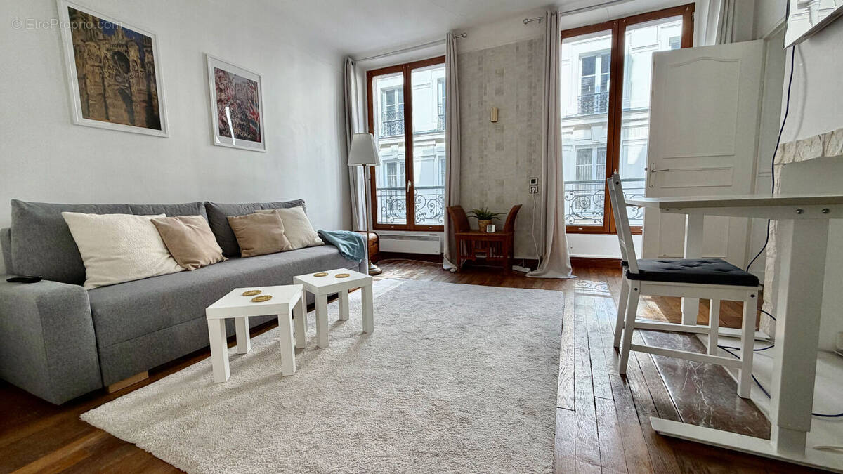 Appartement à PARIS-2E