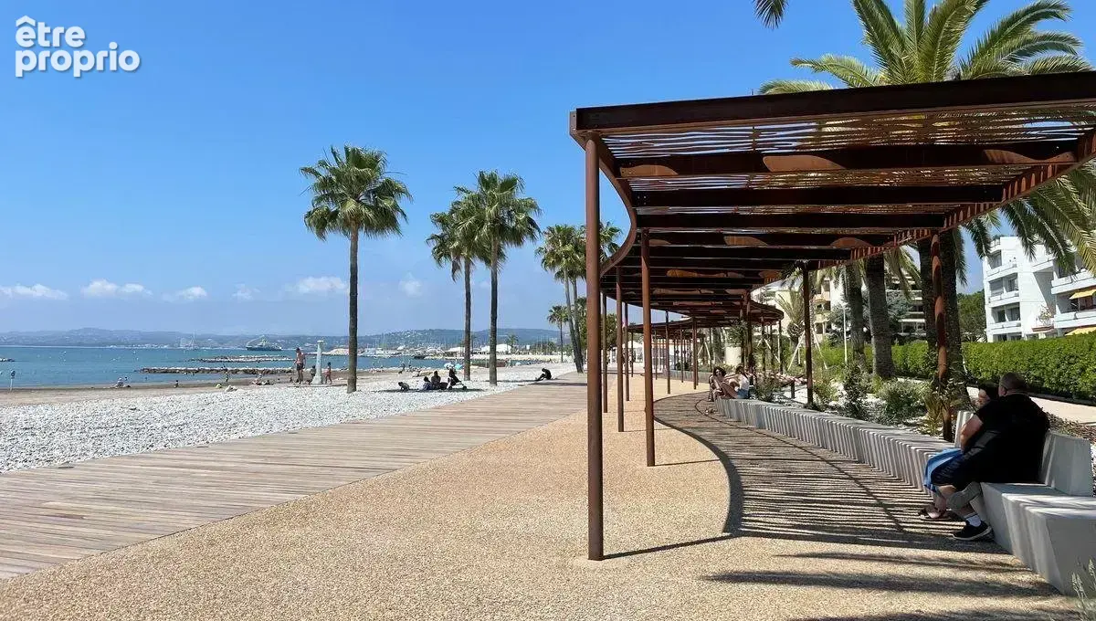plage et port superbe T2 bbc terrasse garage dans résidence d'exception - photo 2
