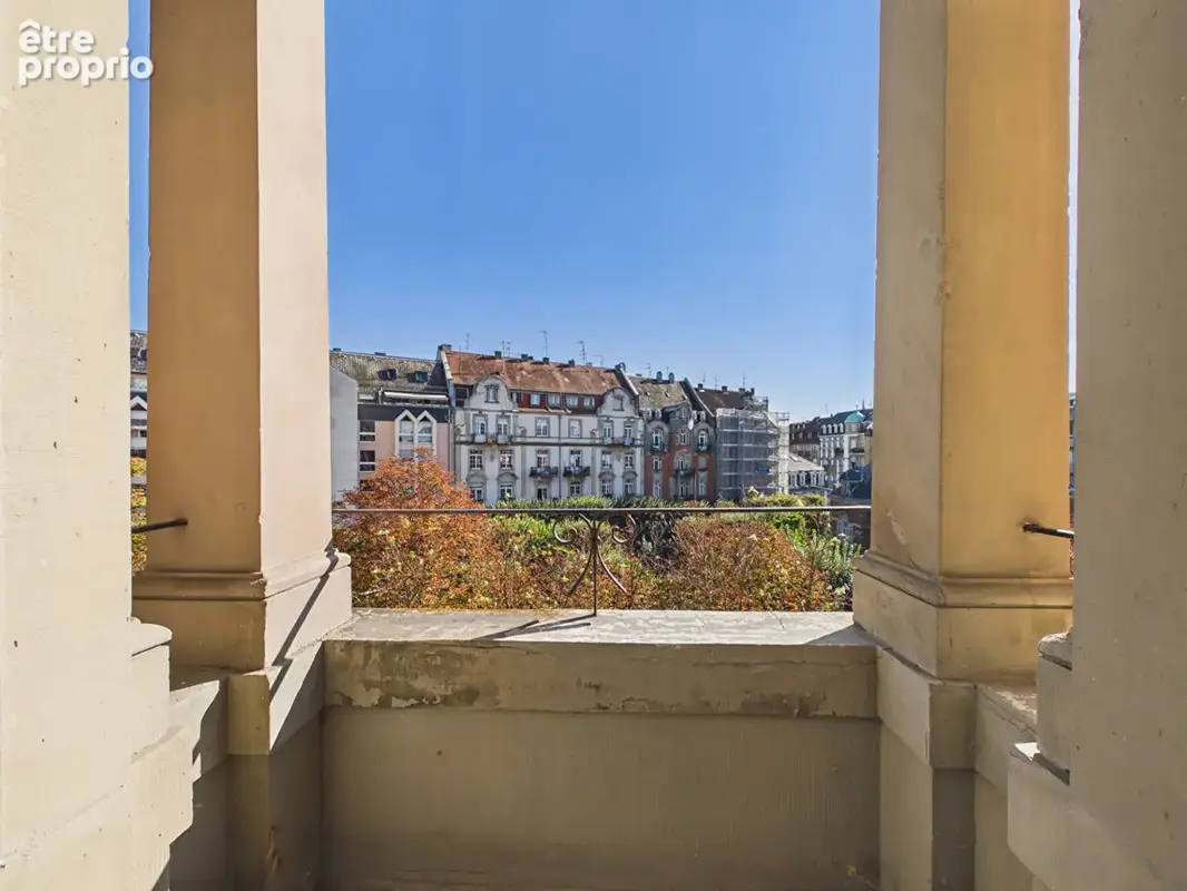 CONTADES - Appartement F7 de 205 m² à vendre - photo 17