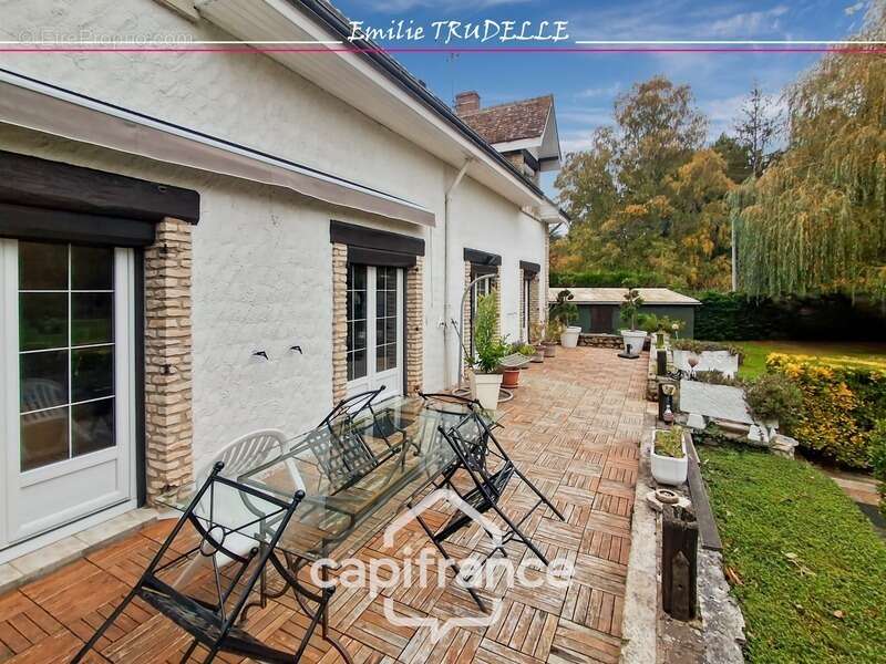 Maison à vendre 6 pièces 138m² TORCE EN VALLEE (72) - 3/4 chambres + appartement, Etang, bassin sur parc paysagé de 8500m² - photo 23