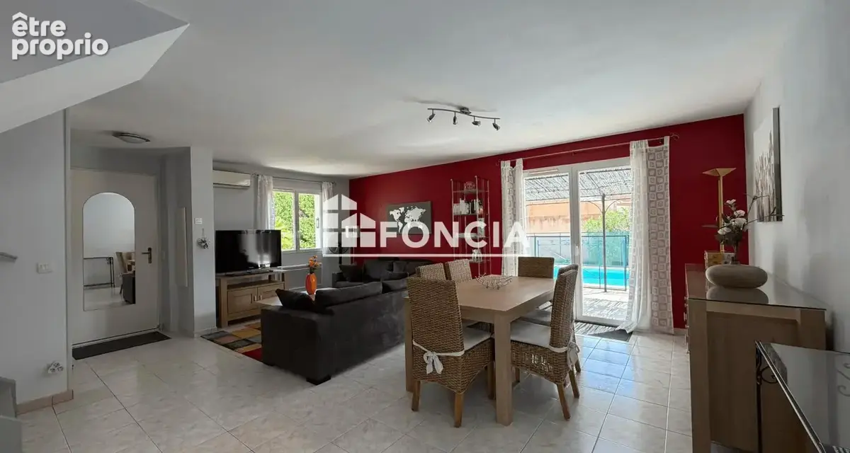 Maison / villa t4 sur terrain privatif de 452m² avec piscine - quartier residentiel - cogolin - photo 4