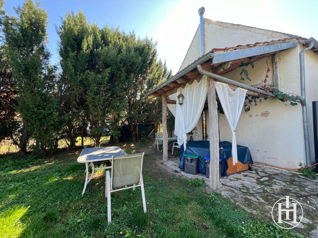 Maison à VERNAIS