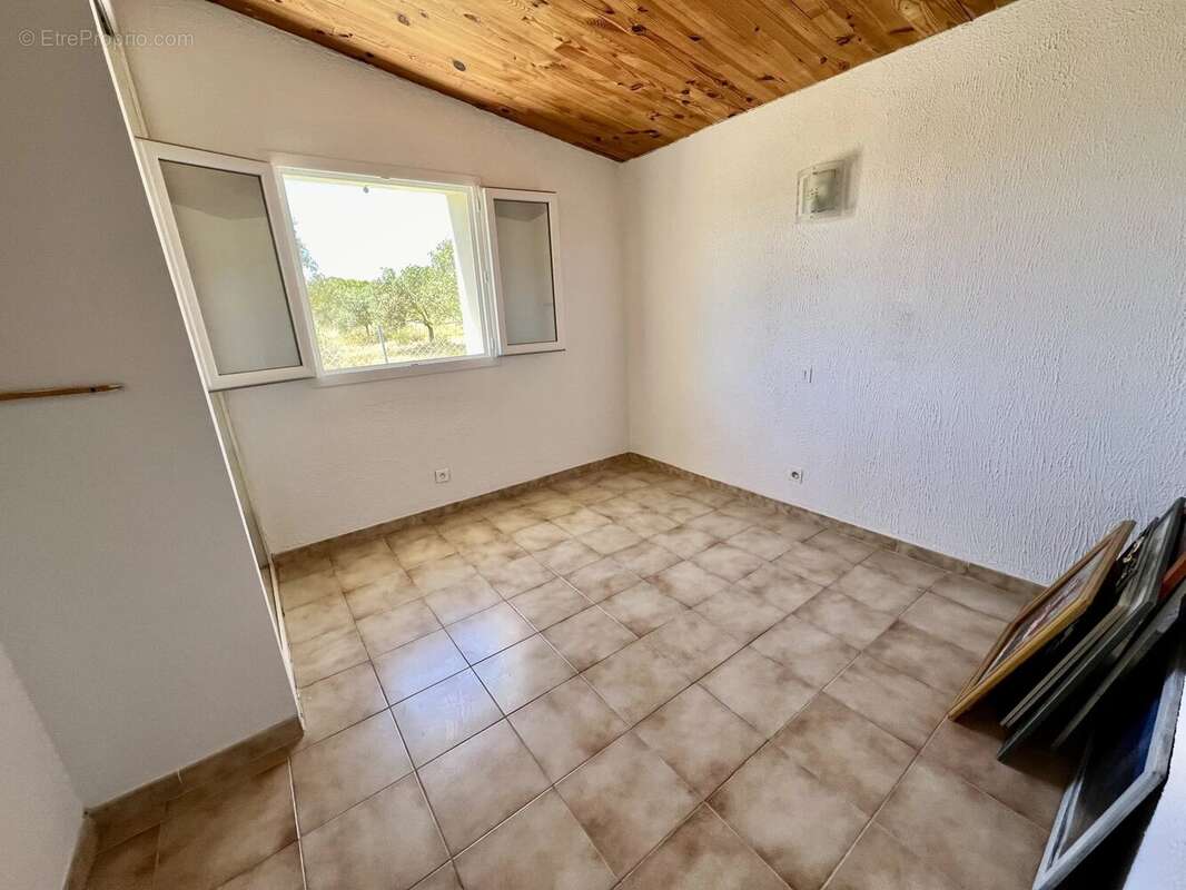 Maison à CABRIERES-D'AVIGNON