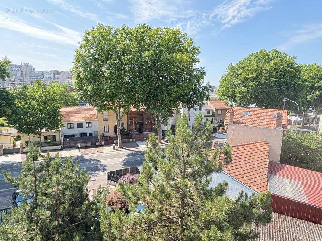 Appartement à LA COURNEUVE