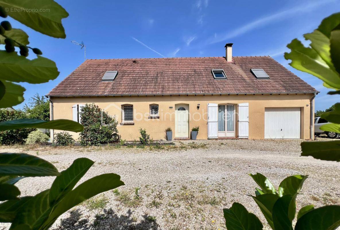 Maison à LINDRY