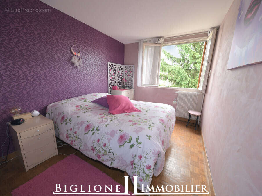 Appartement à COUBRON