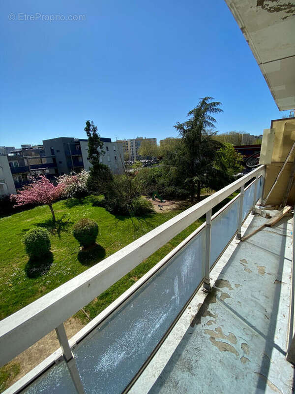 Appartement à VAULX-EN-VELIN