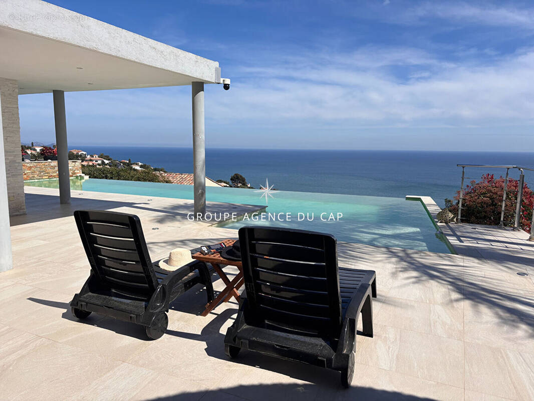 Maison à LES ISSAMBRES