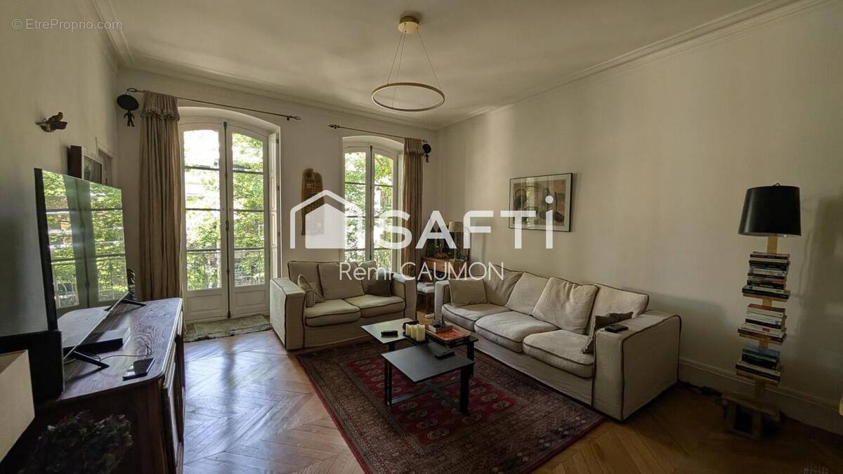 Photo 1 - Appartement à CAHORS