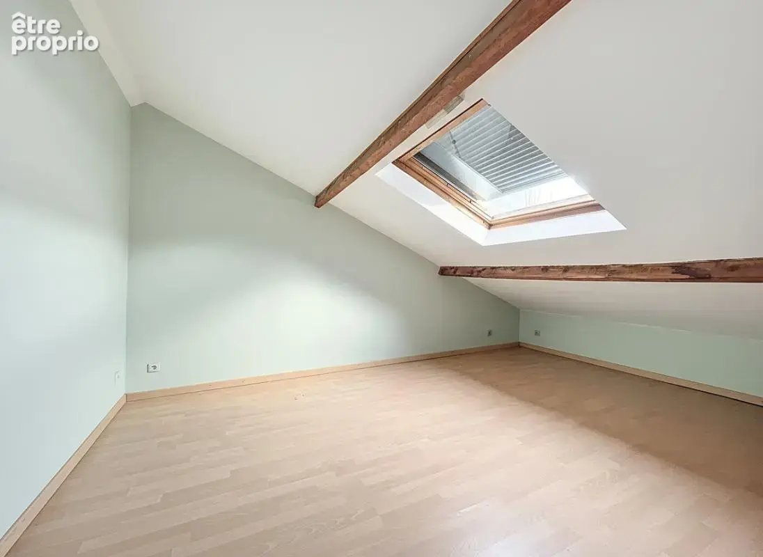 Maison  4 pièces de 126  m2  de surface.  85 m2  habitables quartier  GUIPONS - photo 7