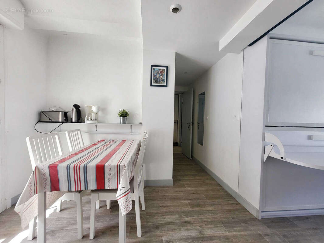 Appartement 3 pieces transforme en t2 et studio independants - photo 16