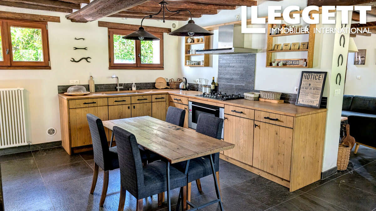 Maison à LONGNY-AU-PERCHE