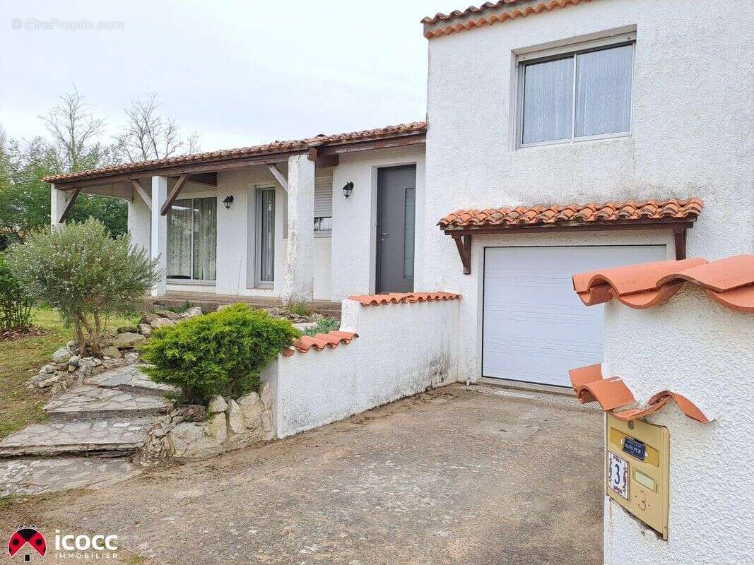 Maison 110 m² à L'aiguillon-Sur-Mer  - photo 2