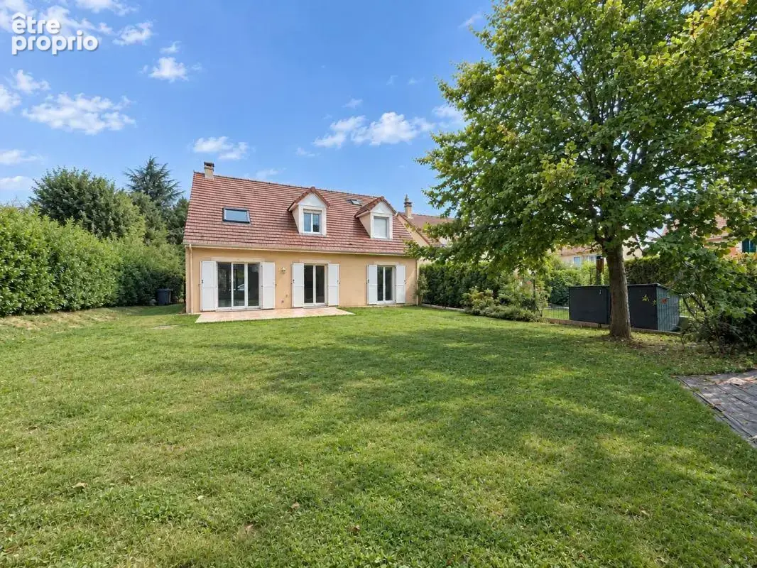 Photo Maison à Franqueville-Saint-Pierre au prix de 398 000€