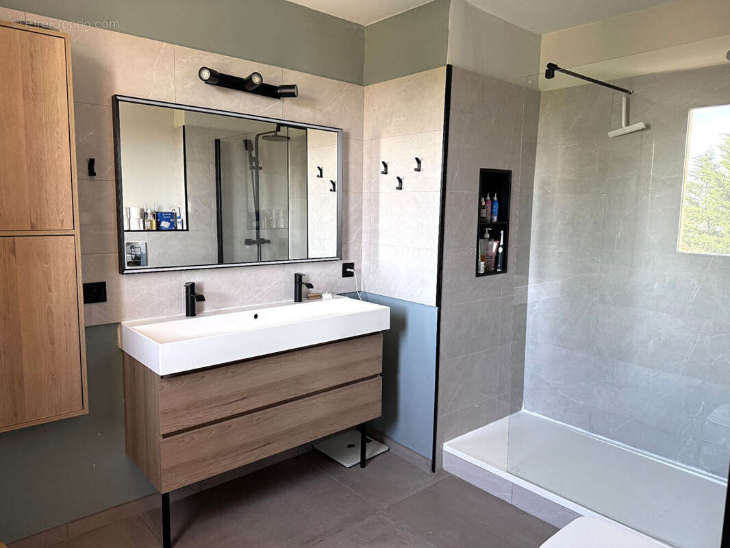 Maison à VILLENEUVE-LES-AVIGNON