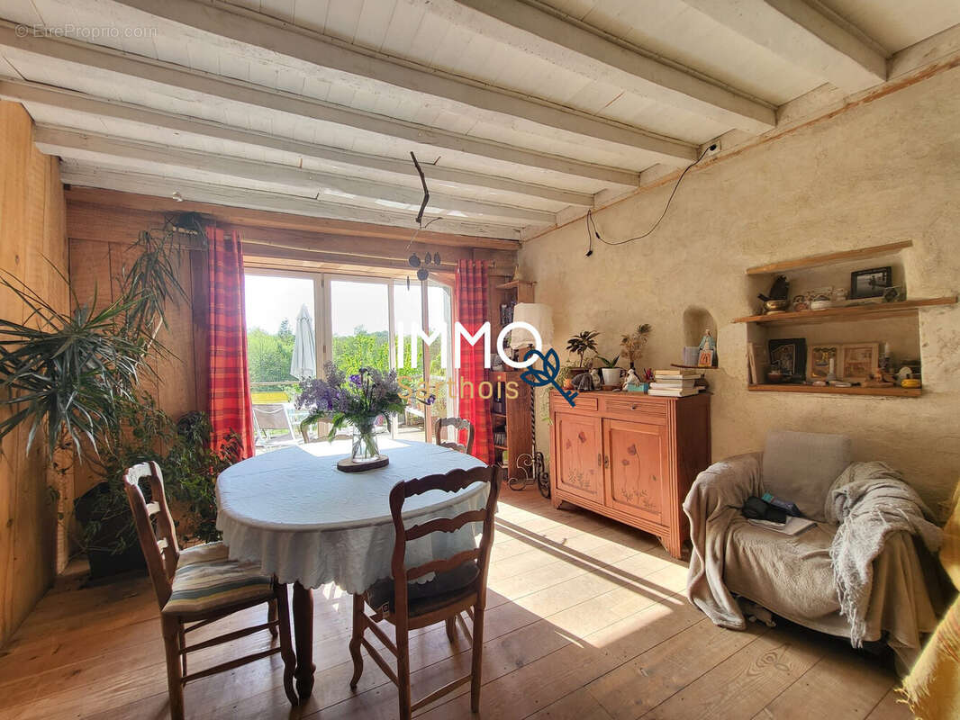 Maison à BEAUMONT-PIED-DE-BOEUF